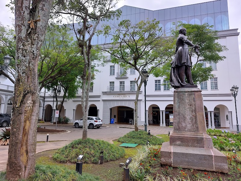 Photo 5 at Plaza de la Cultura in San José