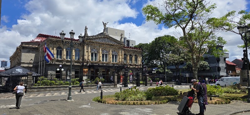 Plaza de la Cultura in San José