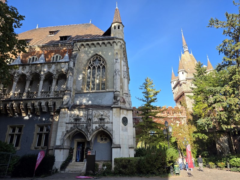 Photo 1 at Gatehouse Tower in Budapest