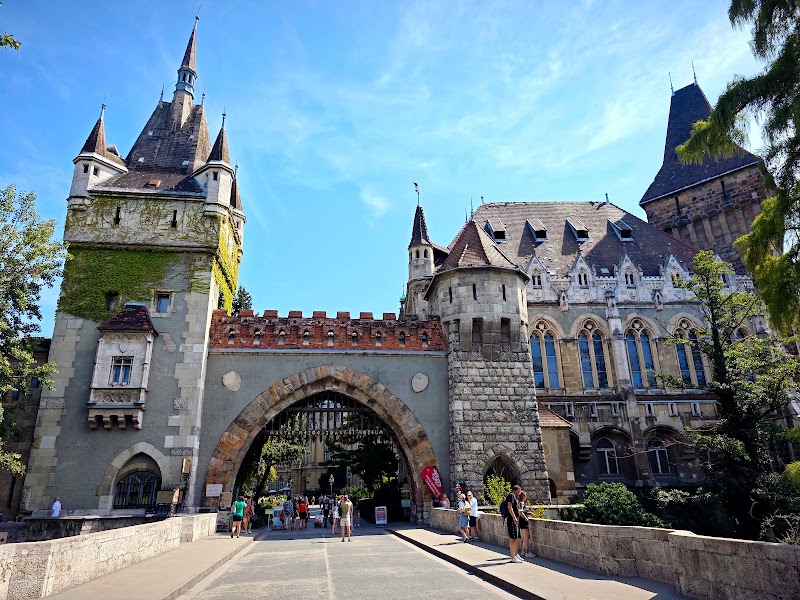 Photo 5 at Gatehouse Tower in Budapest