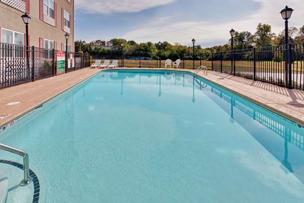 Photo 2 at Country Inn & Suites by Radisson, Nashville Airport East, TN in Nashville
