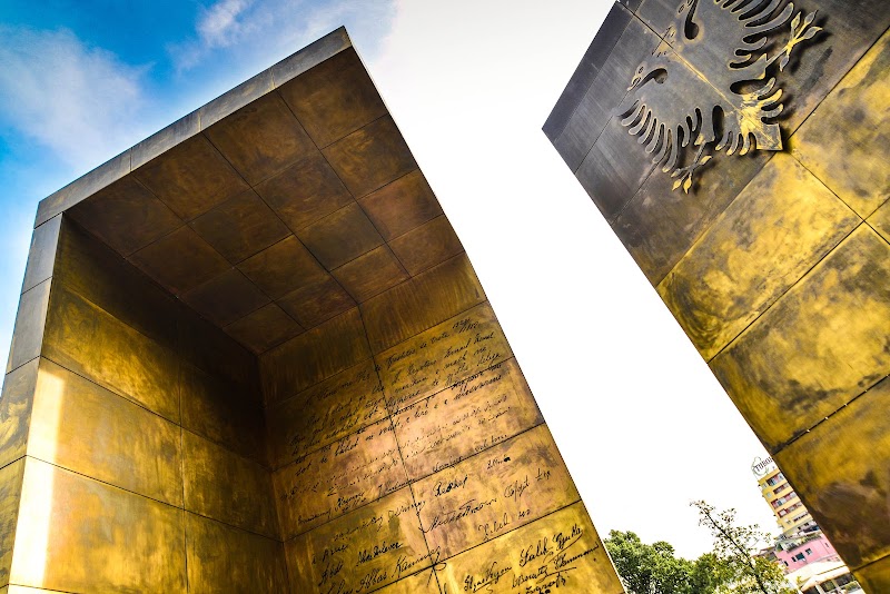 Photo 4 at Independence Memorial in Tiranë