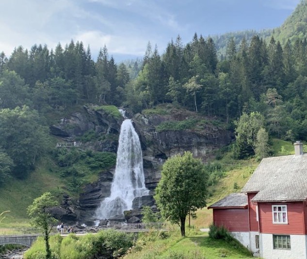 Photo 1 at Steinsdalsfossen in Norheimsund