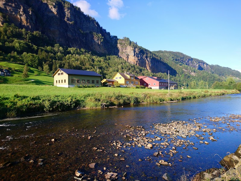 Photo 4 at Steinsdalsfossen in Norheimsund