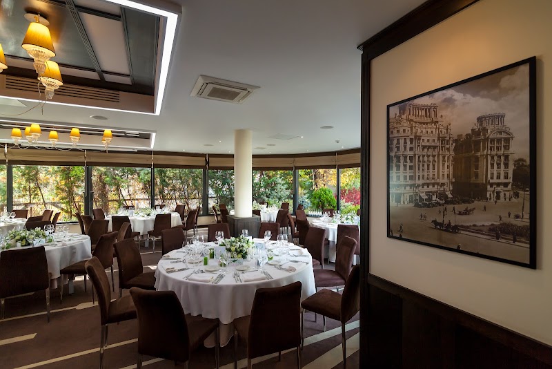 Photo 4 at Epoque Hotel in București