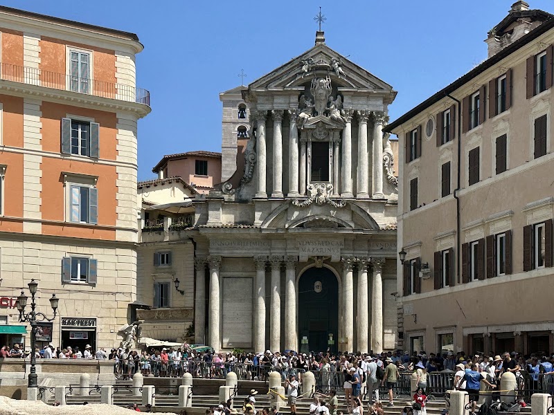 Photo 4 at Trevi Fountain in Roma