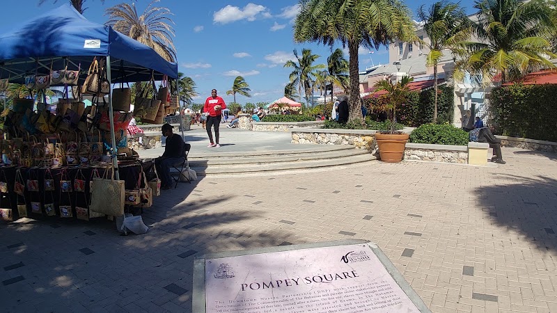 Pompey Square in Nassau