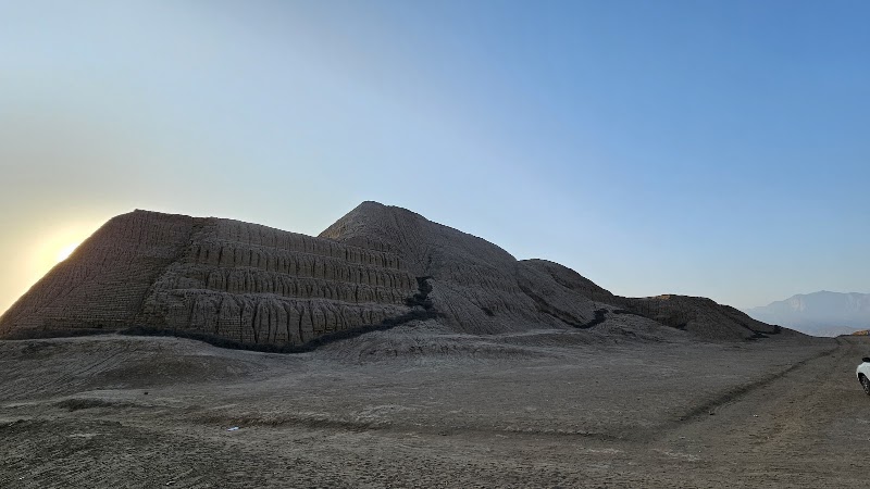 La Huaca del Sol in Moche
