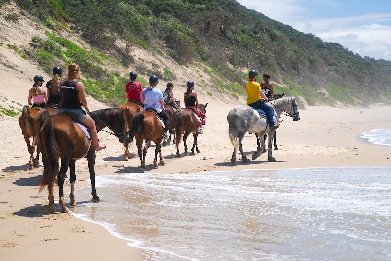 Photo 4 at Crawfords Beach Lodge in KuGompo City