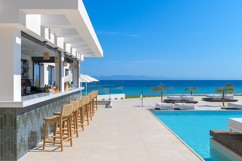 SUN BEACH RESORT in Ialisos