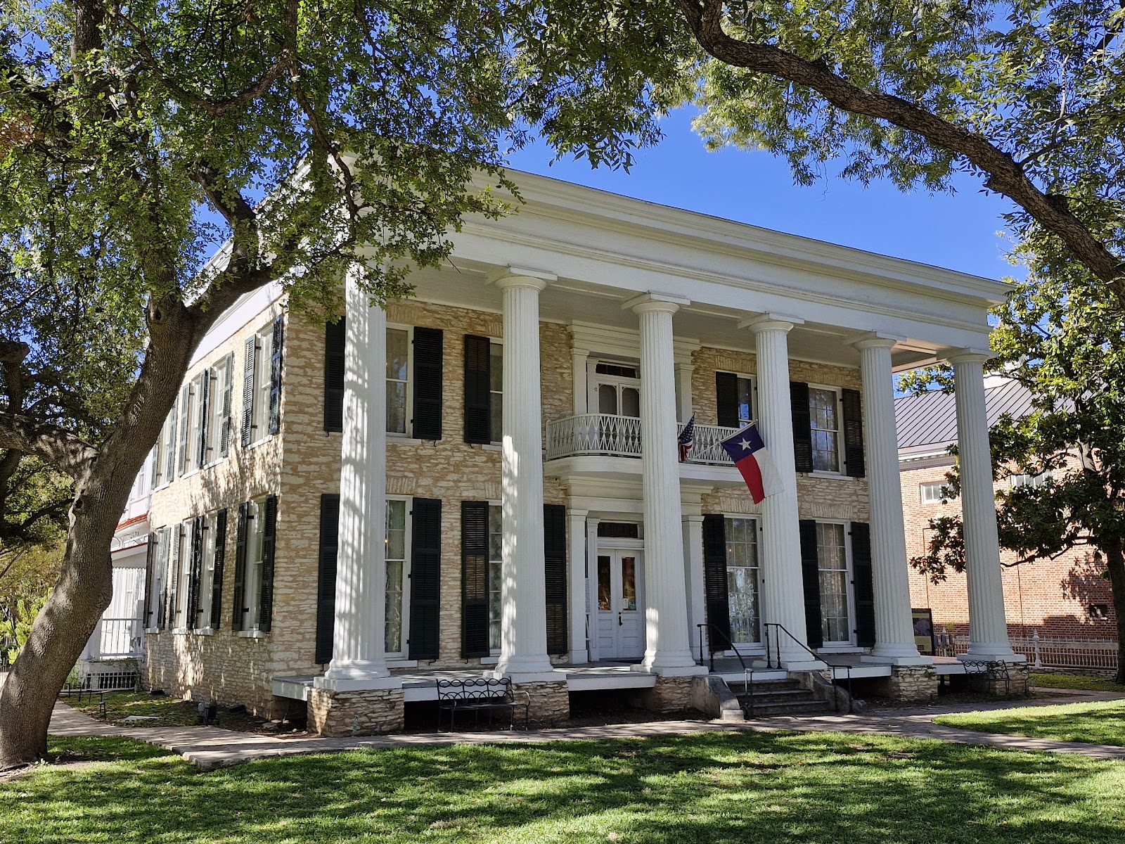Neill-Cochran House Museum in Austin