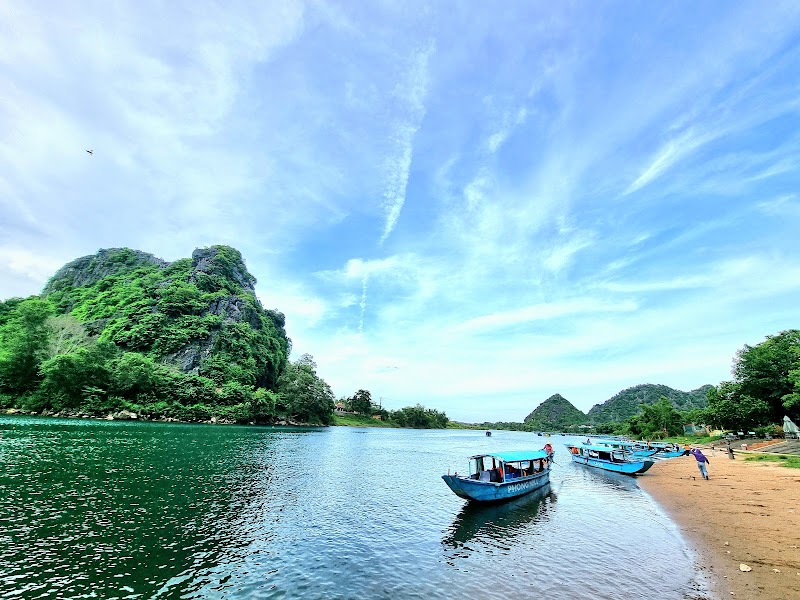 Photo 4 at Phong Nha Cave in Phong Nha