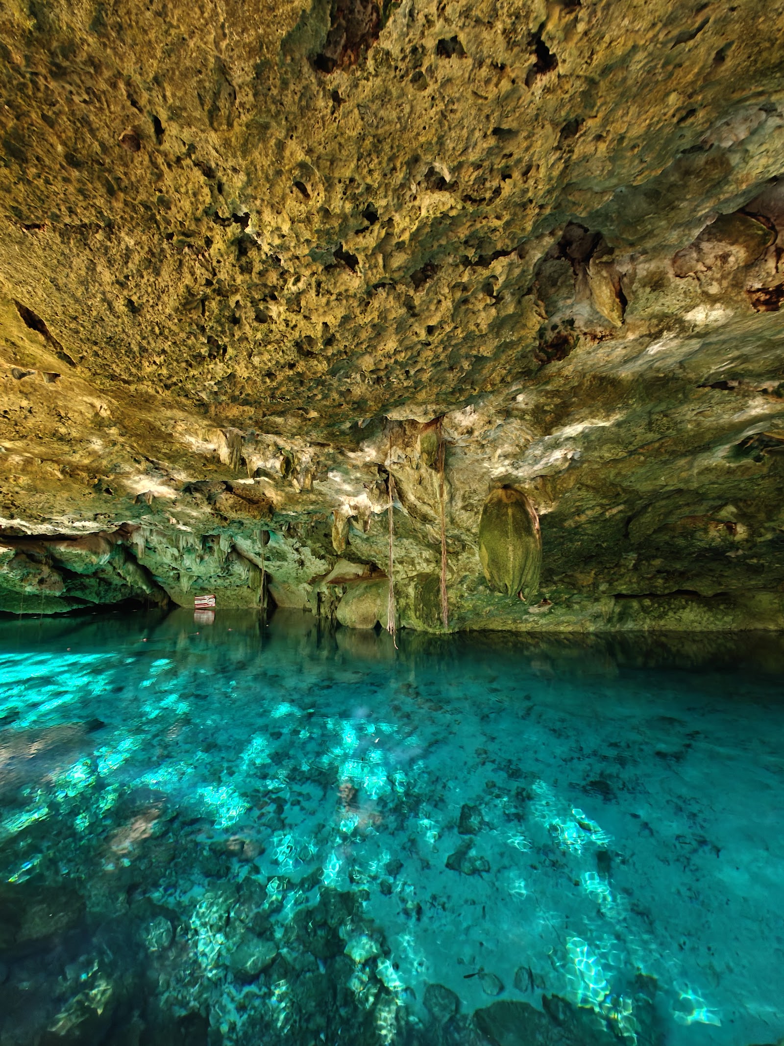 Two Eyes Cenote in 