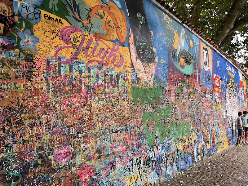 Photo 6 at Lennon Wall in Praha 1