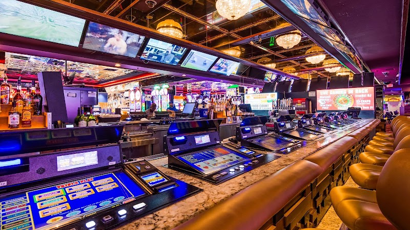 Photo 4 at Best Western Plus Casino Royale–Center Strip in Las Vegas