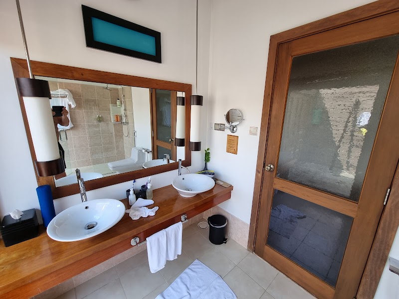 Photo 3 at Meeru Maldives Resort Island in 