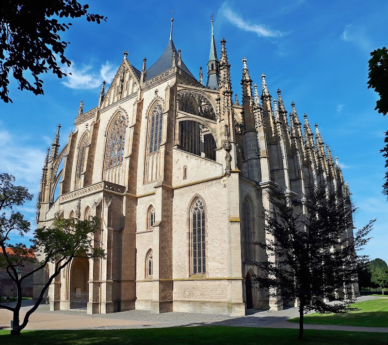 Photo 3 at St Barbara's Church in Kutná Hora 1