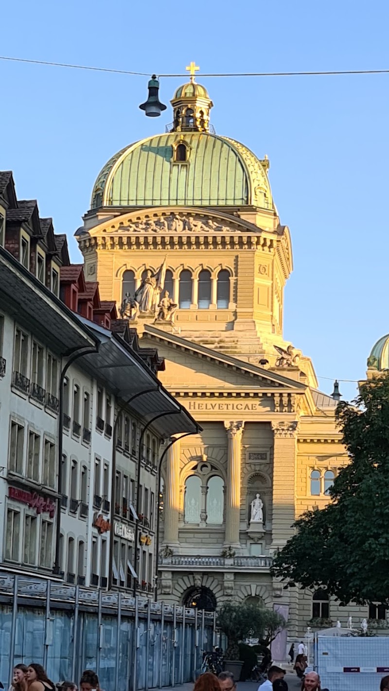 Photo 5 at Parliament Building in Bern