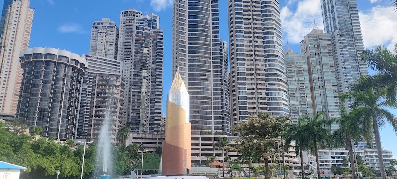 Photo 4 at Panama Sign #2 in Panamá
