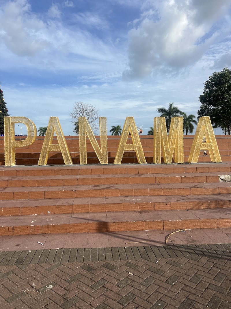 Photo 6 at Panama Sign #2 in Panamá