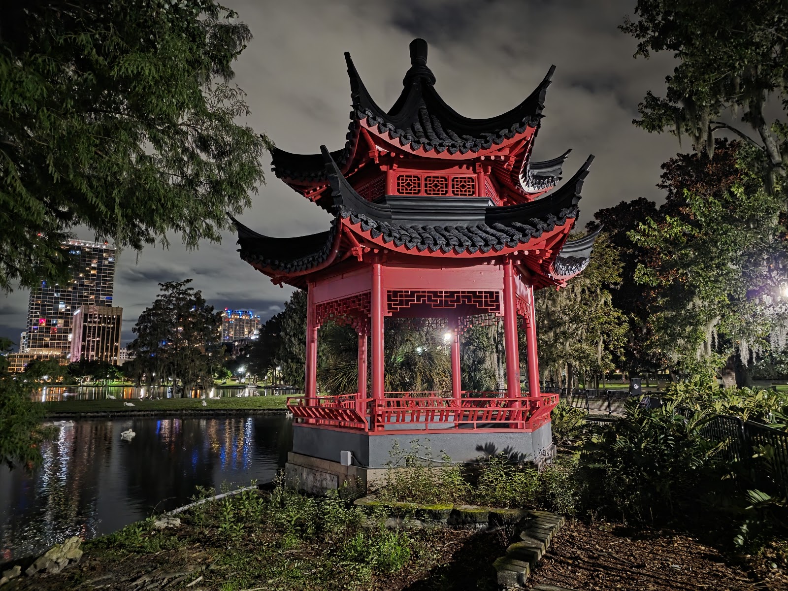 Lake Eola Pagoda in Orlando