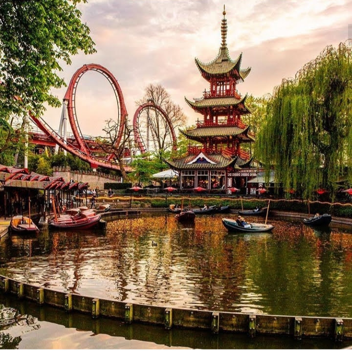 Tivoli Gardens in København