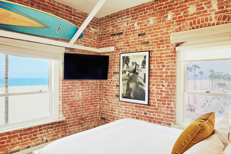 Photo 6 at Venice V Hotel in Los Angeles