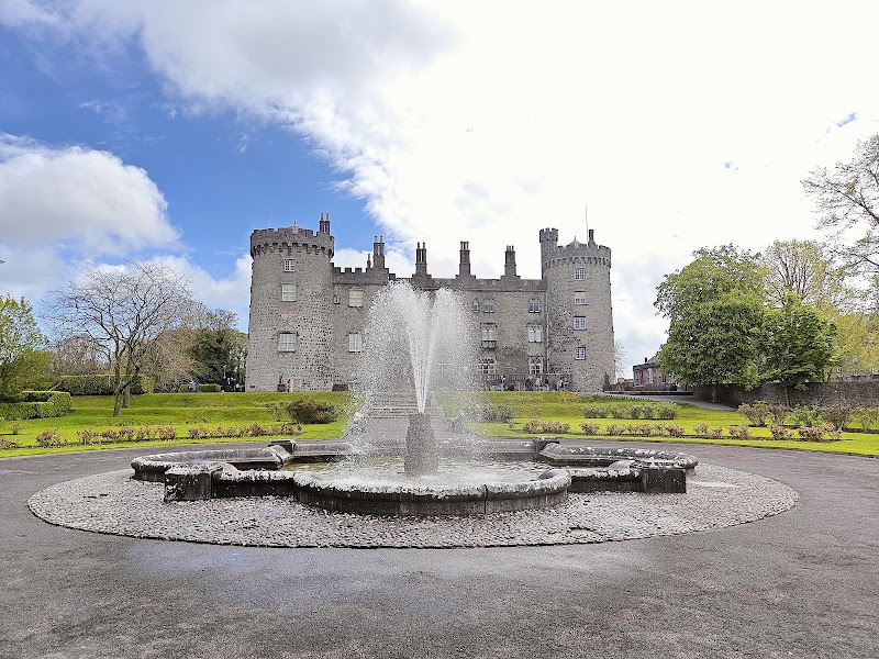 Kilkenny Castle in Kilkenny