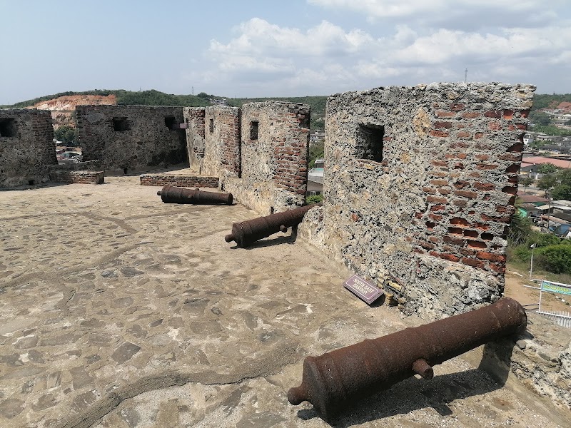 Photo 6 at Fort Amsterdam in Abandze