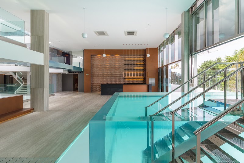 Photo 2 at Suryaa Hotel Pinhais, Curio Collection by Hilton in Alphaville Graciosa