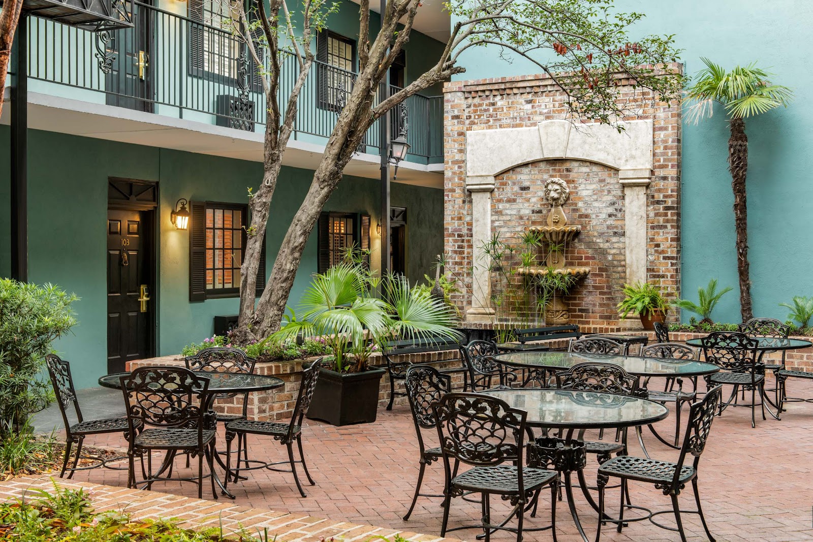 Indigo Inn in Charleston