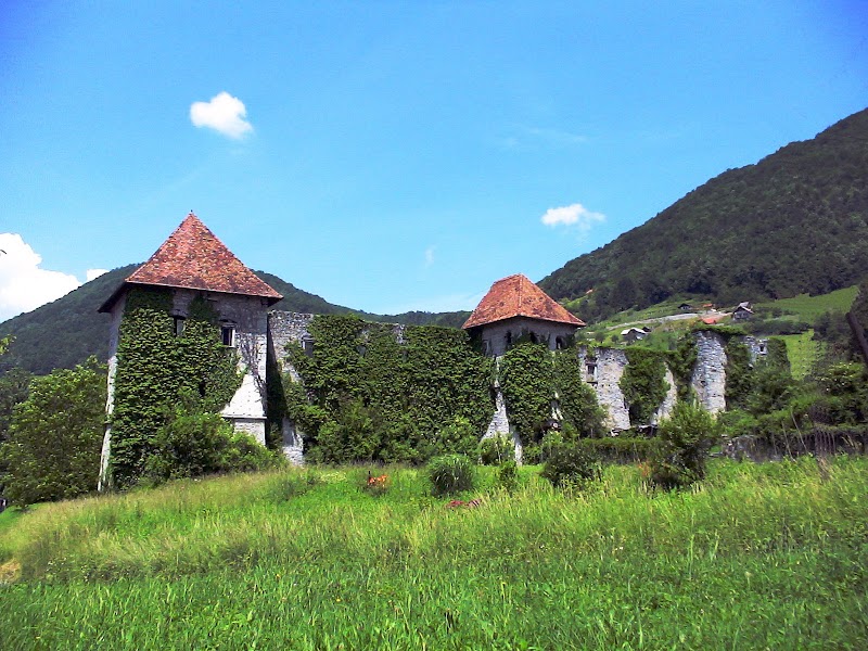 Soteska Castle in Straža pri Novem mestu