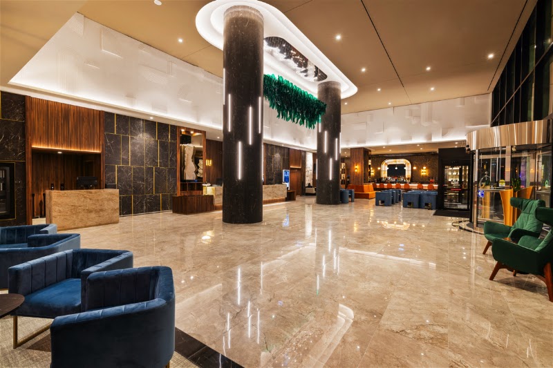 Photo 4 at Hotel Riu Plaza Chicago in Chicago