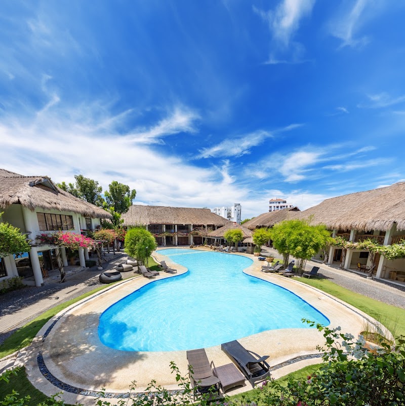 Photo 2 at Bluewater Maribago Beach Resort in Lapu-Lapu