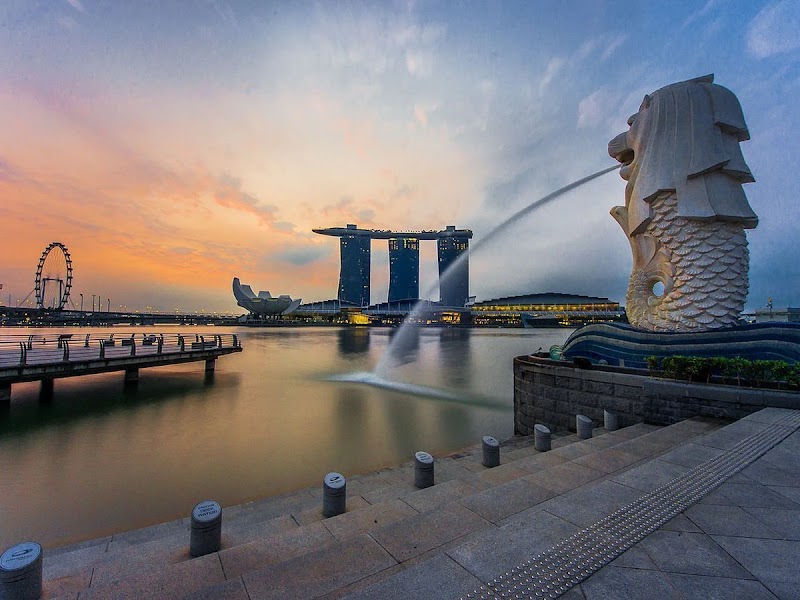 Photo 1 at Merlion Park in Singapore