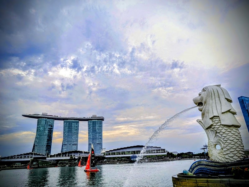 Photo 4 at Merlion Park in Singapore