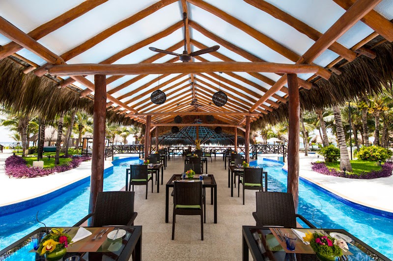 Hidden Beach Resort in Playa del Carmen