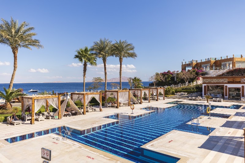 SUNRISE Arabian Beach Resort in 