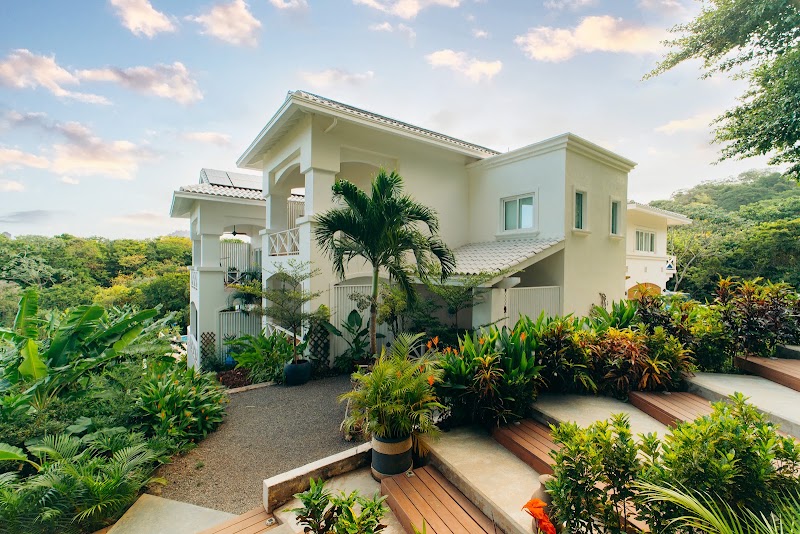 Blue Roatan Resort in West Bay