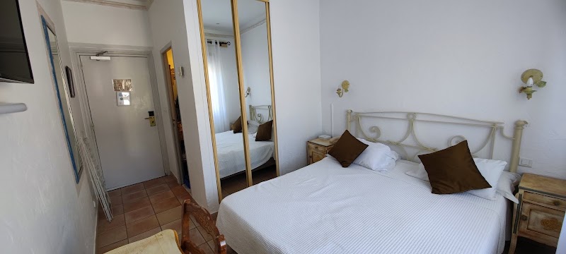 Photo 1 at Les Flots Bleus in Le Lavandou