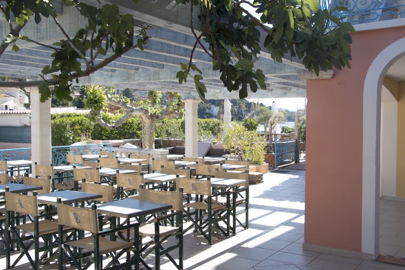 Photo 5 at Les Flots Bleus in Le Lavandou