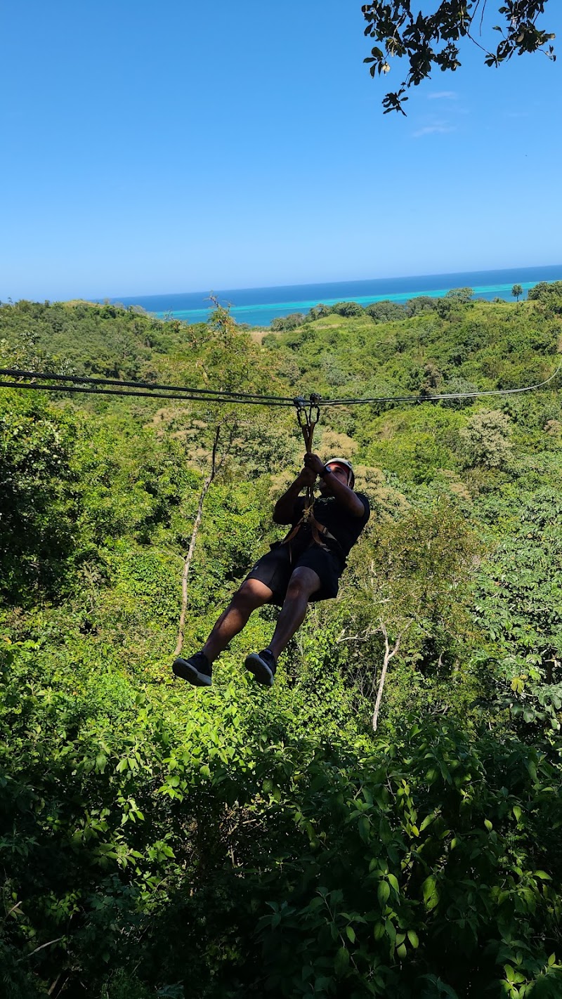Pirates of the Caribbean Zipline in roatan