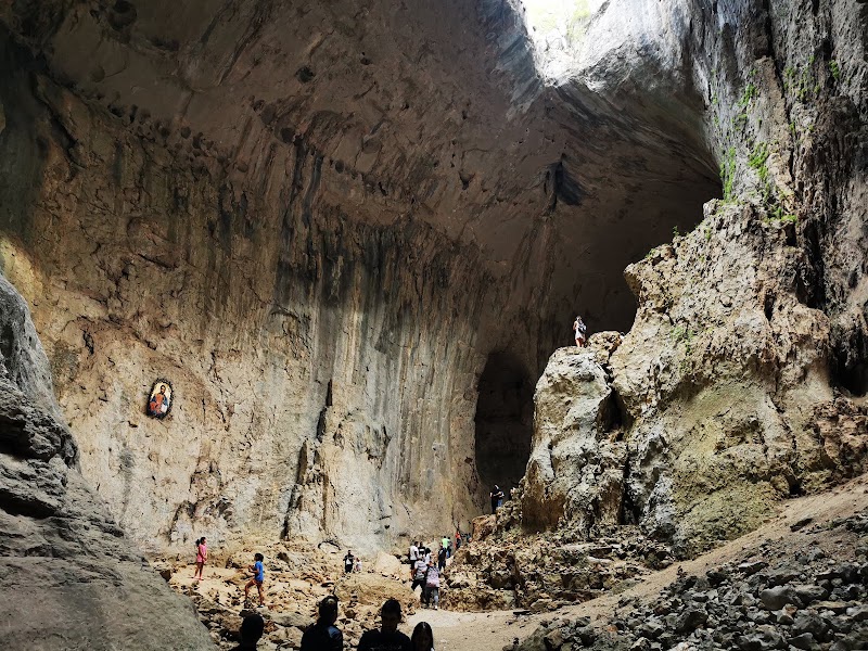 Photo 1 at Prohodna Cave in Karlukovo