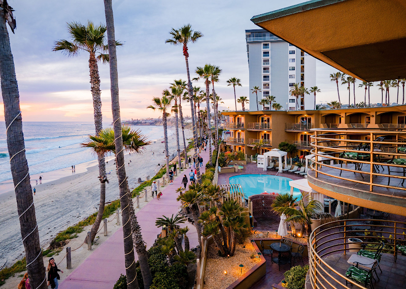 Photo 4 at Pacific Terrace Hotel in San Diego