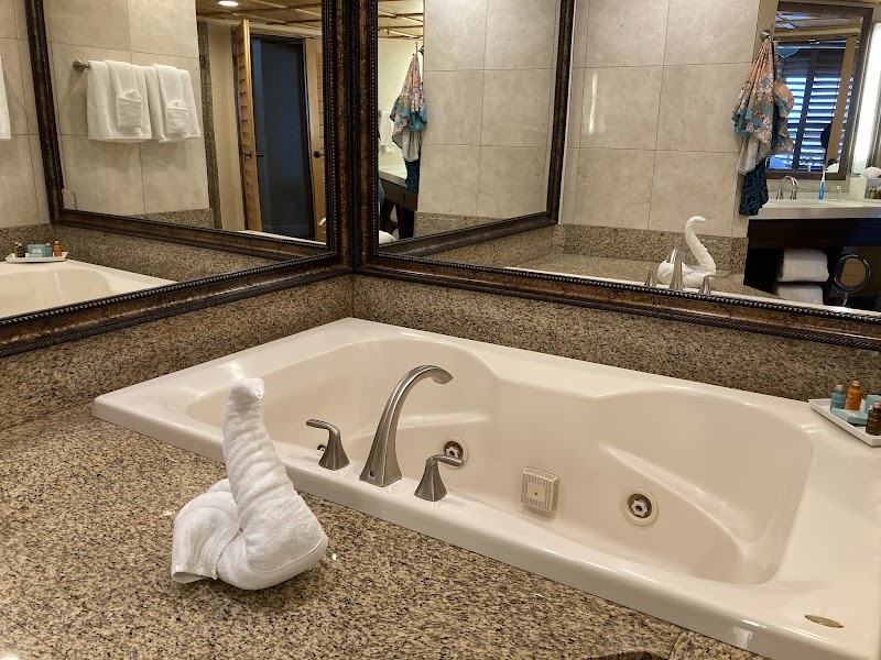 Photo 3 at Pacific Terrace Hotel in San Diego