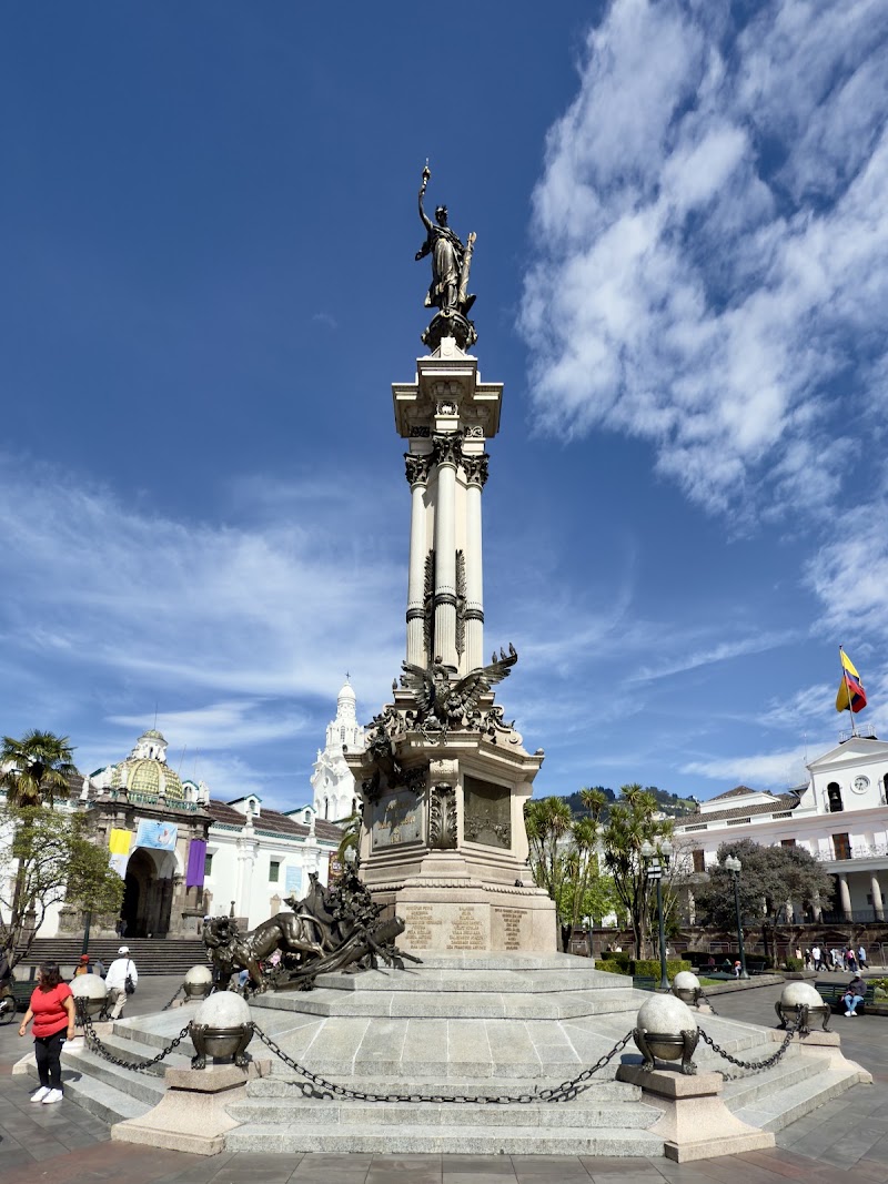 Photo 1 at Independence Square in Quito