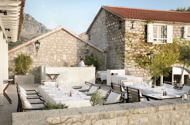 Aman Sveti Stefan in Sveti Stefan