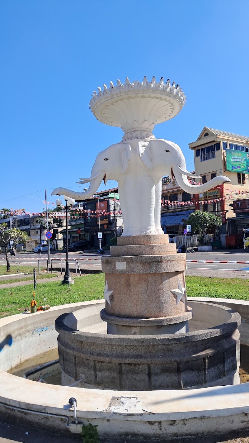 Photo 3 at Fa Ngum Statue in Vientiane