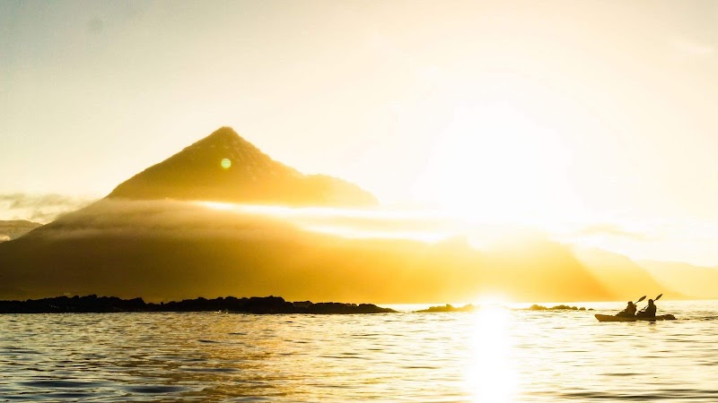 Arctic Fun - kayaking and bike tours on the East Fjords of Iceland in Djúpivogur