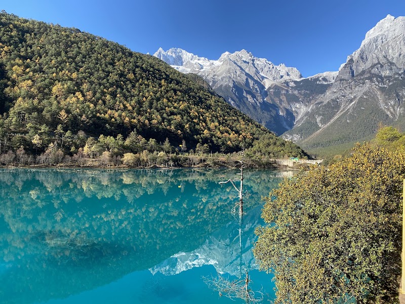 Blue Moon Valley in Lijiang